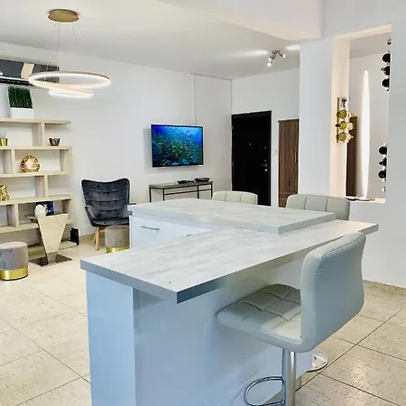 Apartament Tbd Superior Larnaca